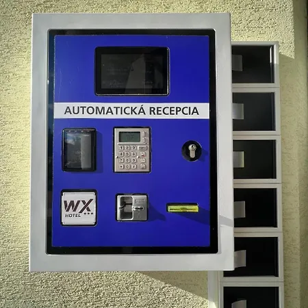 Wx Hotel