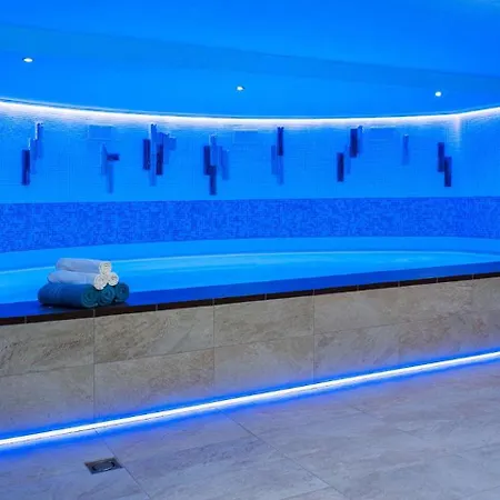 Wx Hotel Hotel