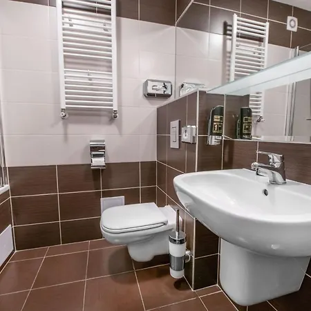 Wx Otel Bratislava